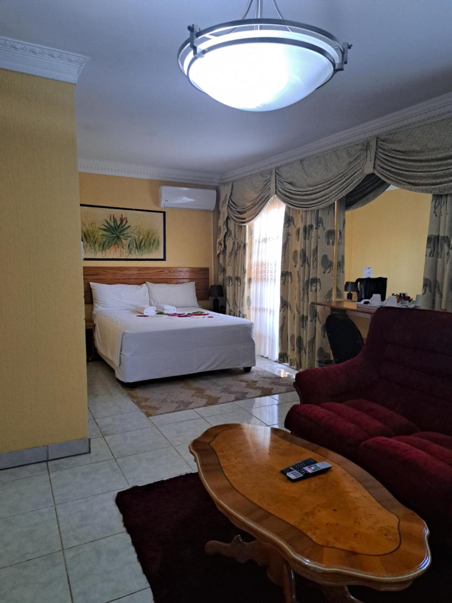 Mamli Guestlodge & Conferencing Schoemansdal Экстерьер фото